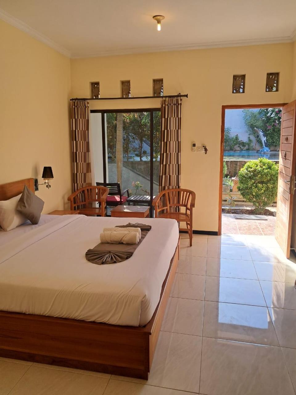 Avana Hotel & Dive Center Pemuteran Экстерьер фото